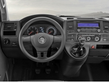 Фото Volkswagen Transporter комби 2.0 biTDI DSG 4Motion L2 №18